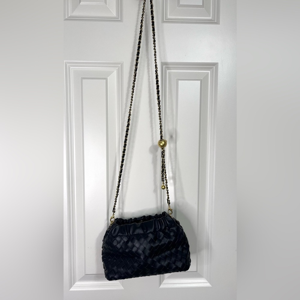 NWOT MacRae & Co. Woven Faux Leather Crossbody Bag